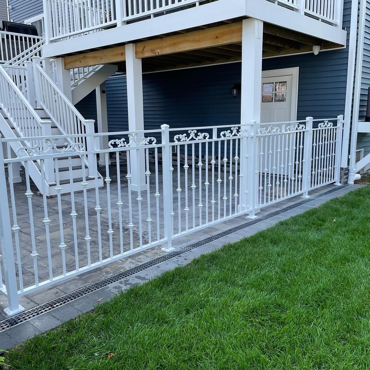 Residential aluminum railing in New Jersey